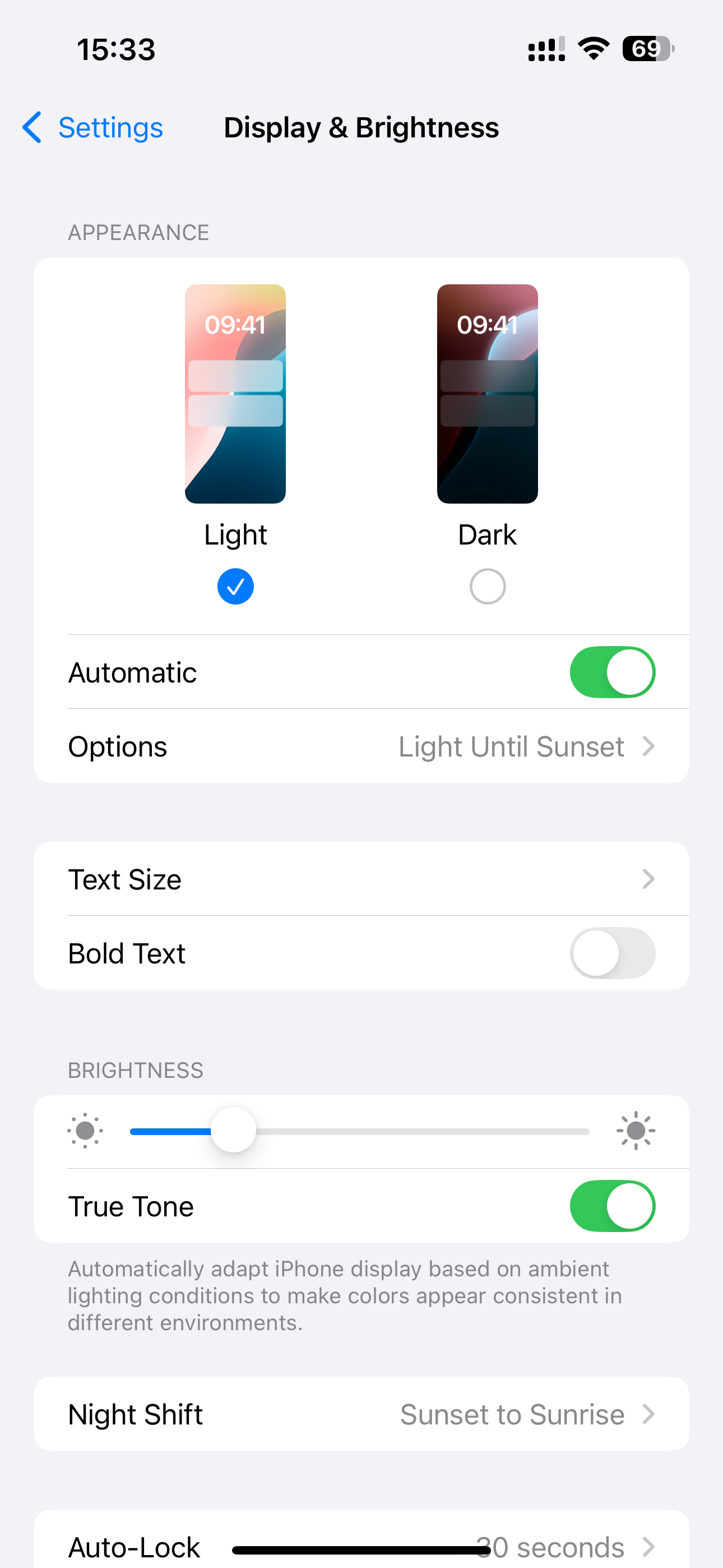 ios-adjust-display-brightness-to-automatic